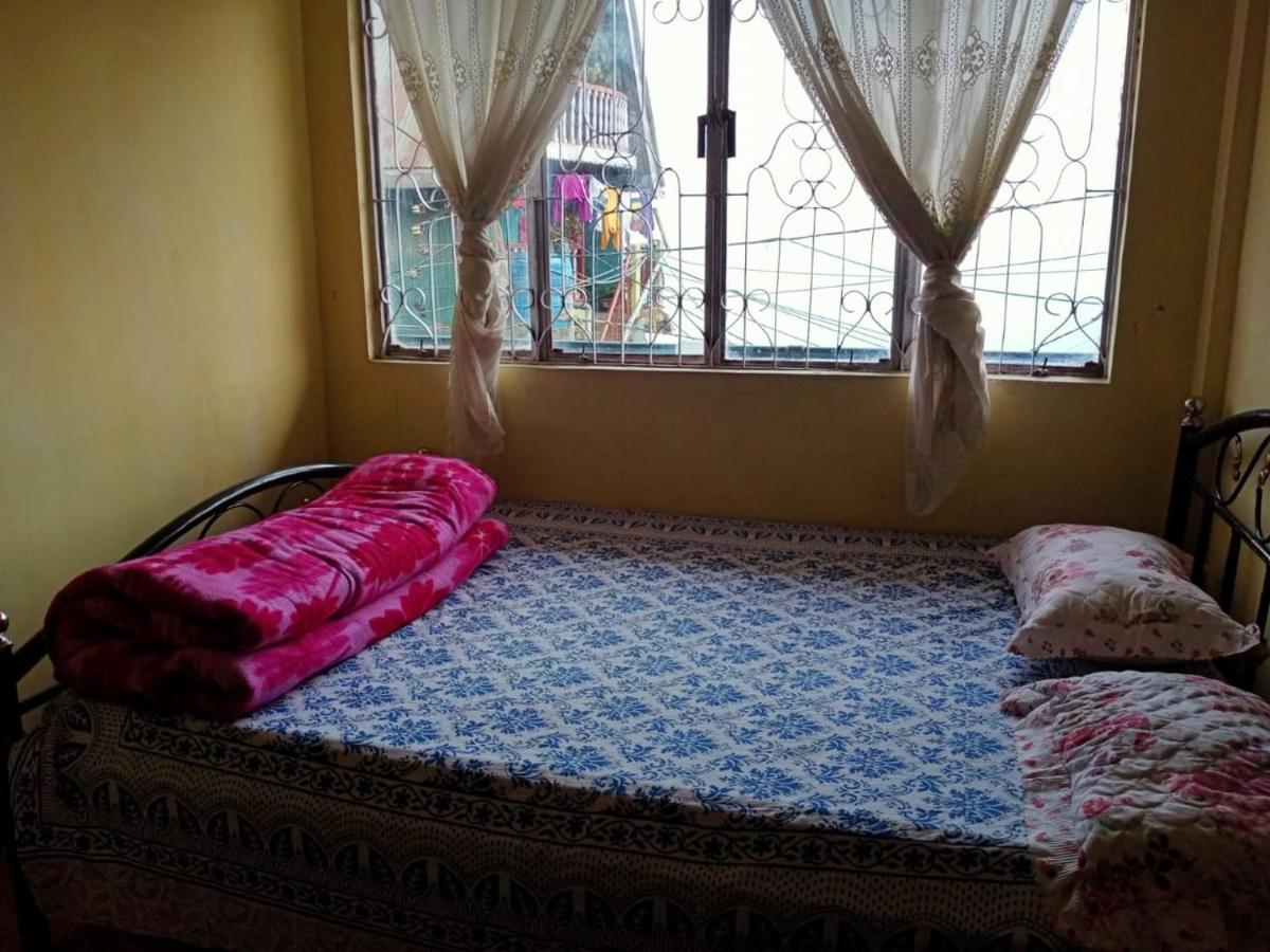 Namaste Bengal Hostel Dardzsiling Kültér fotó
