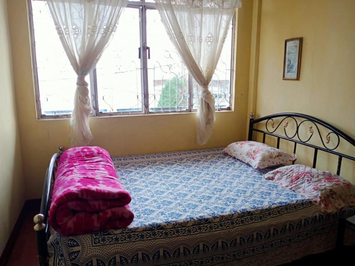 Namaste Bengal Hostel Dardzsiling Kültér fotó