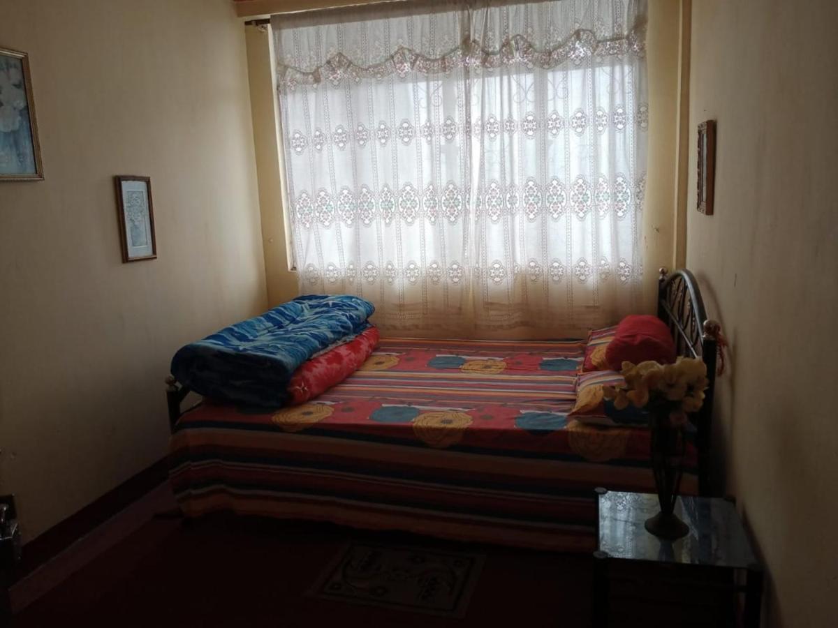 Namaste Bengal Hostel Dardzsiling Kültér fotó