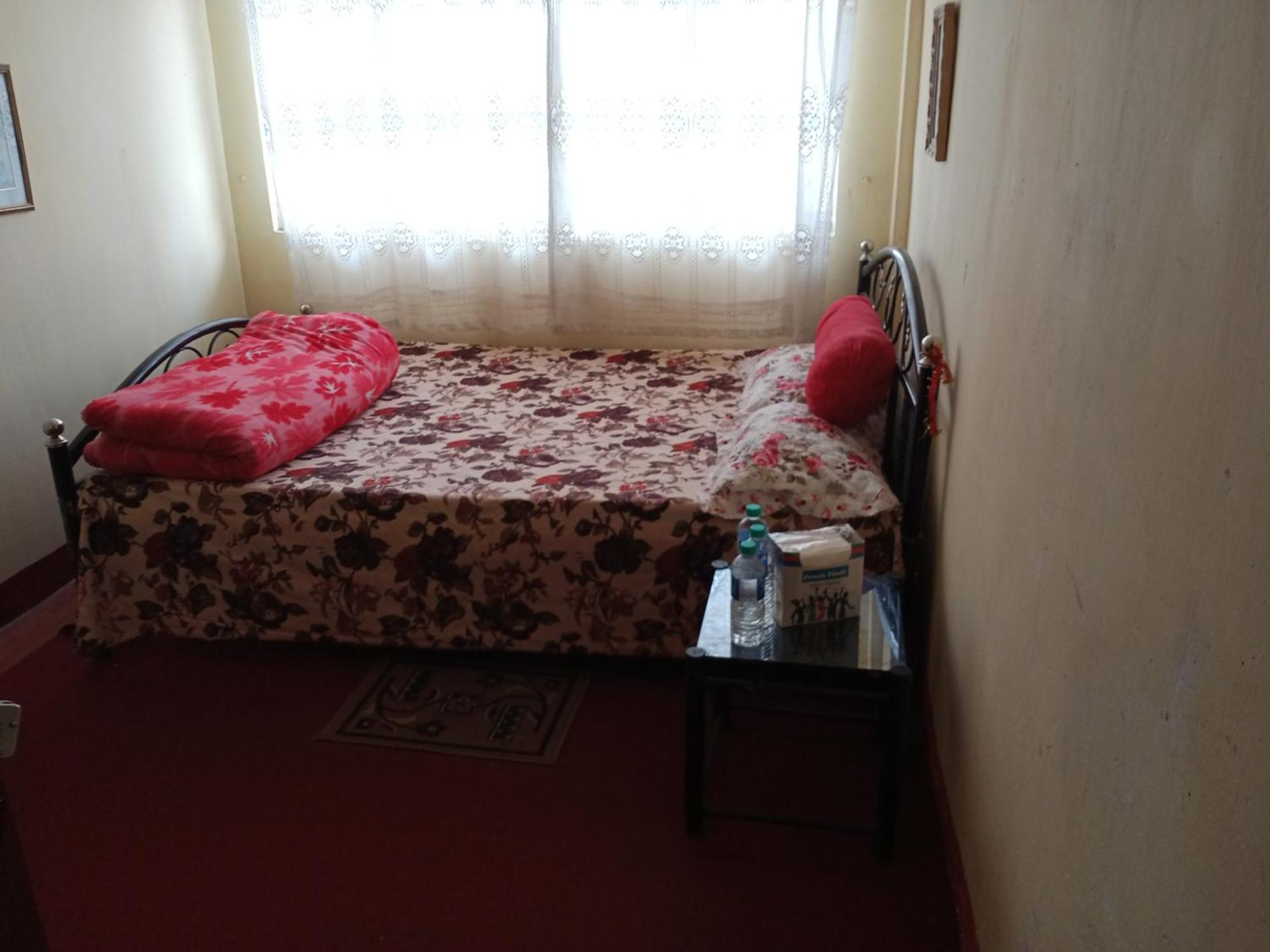 Namaste Bengal Hostel Dardzsiling Szoba fotó