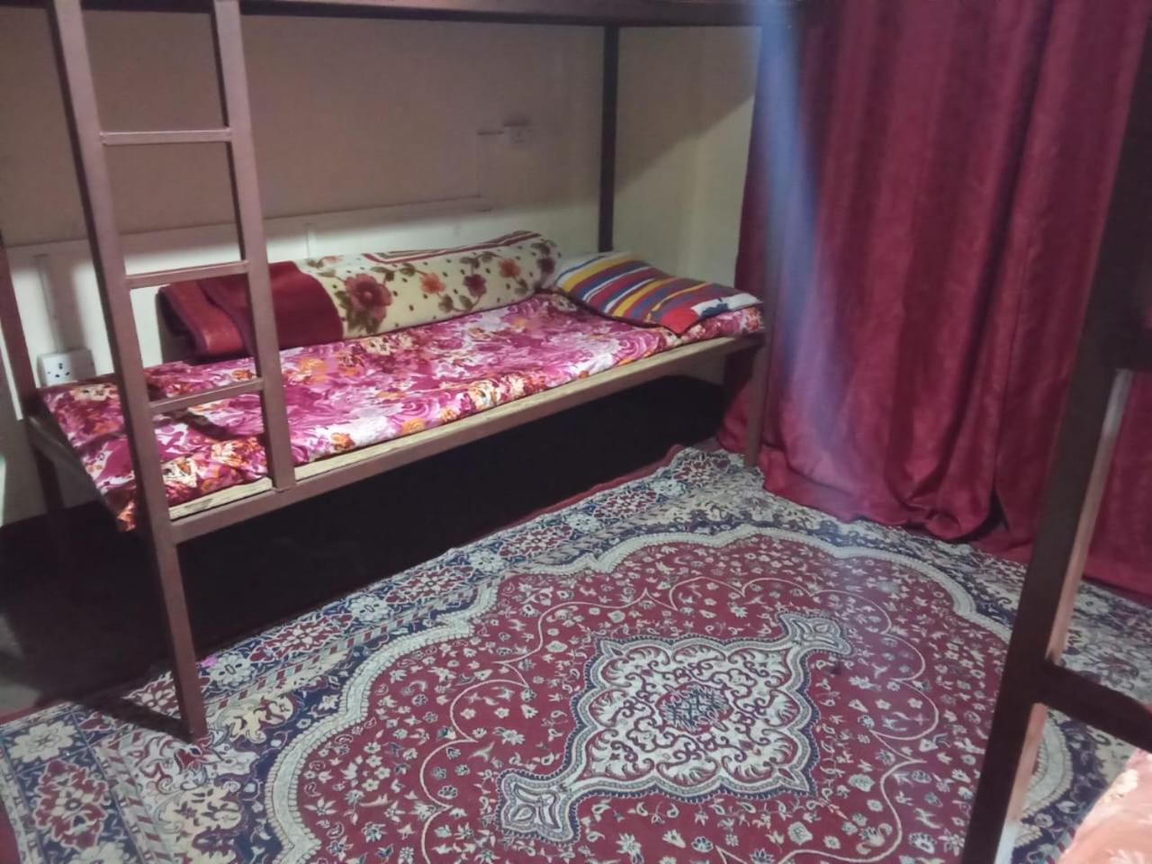 Namaste Bengal Hostel Dardzsiling Kültér fotó